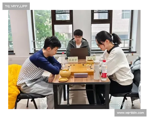 全国围棋锦标赛激战正酣 中国顶尖棋手争锋相对冠军悬念迭起 全国围棋锦标赛激战正酣 中国顶尖棋手争锋相对冠军悬念迭起