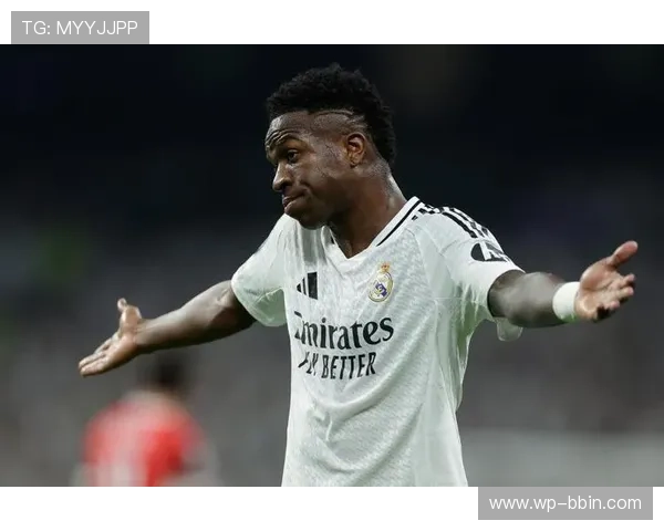 安切洛蒂赛中警告维尼修斯不防守将被替换出场